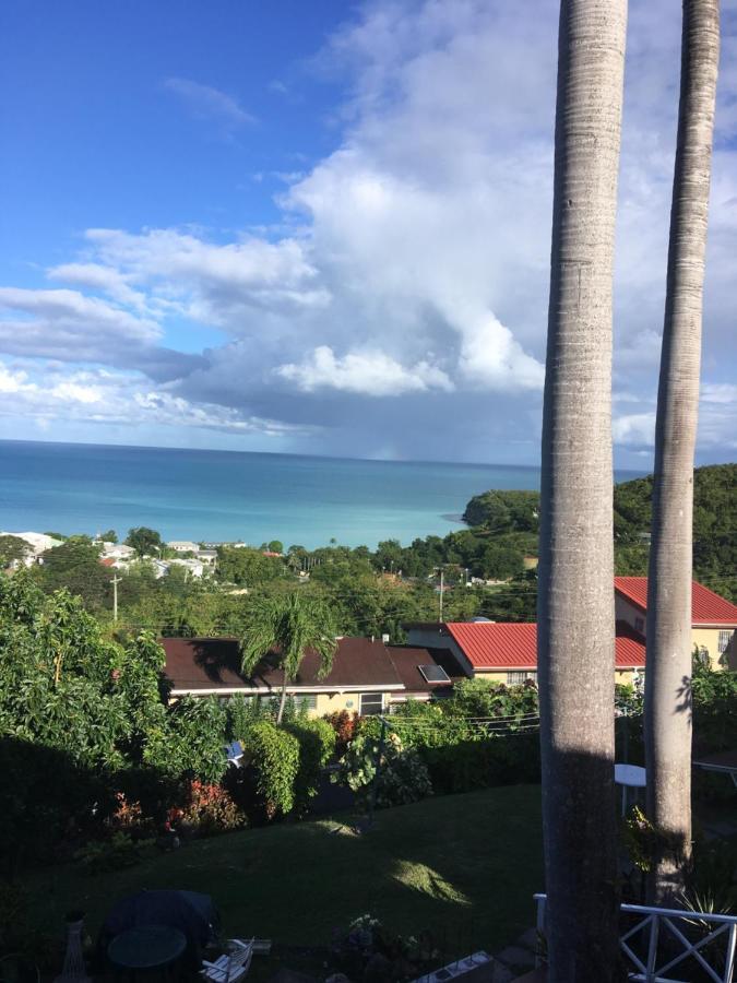 Attractive 2-Bed Apartment Stunning Sea View Dickenson Bay 外观 照片